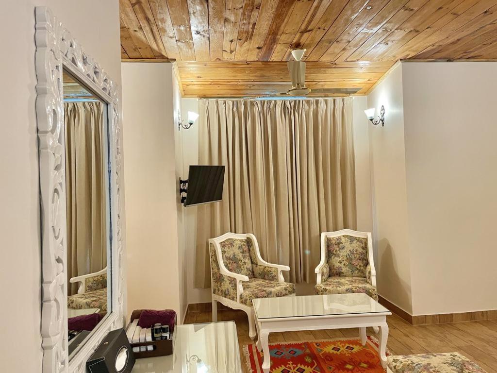 Bougainvillea Retreat & Spa Kaharpara Exteriör bild