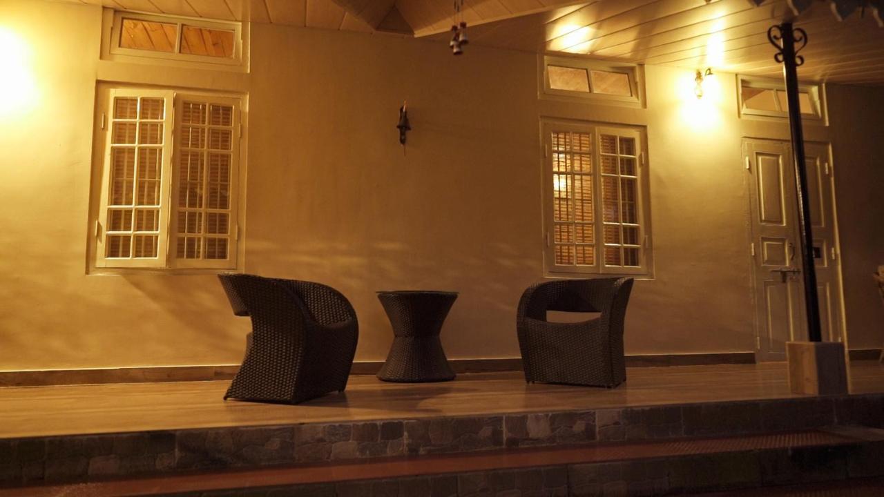 Bougainvillea Retreat & Spa Kaharpara Exteriör bild